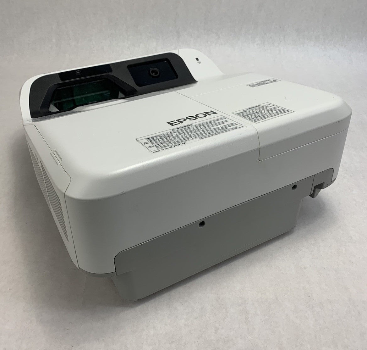 Epson PowerLite 695Wi H740A LCD Lamp Projector 4523 Lamp Hours - No Remote0