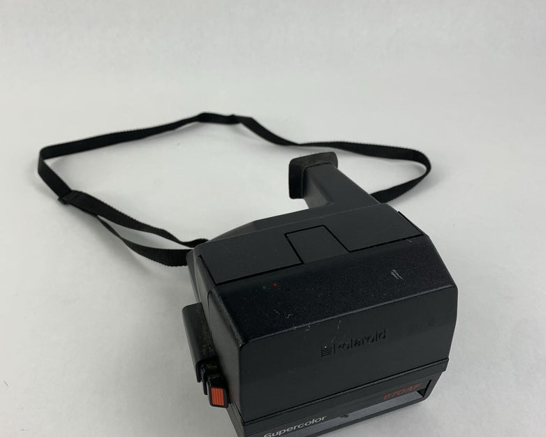 Polaroid 670AF Supercolor Camera - Powers On and Tested