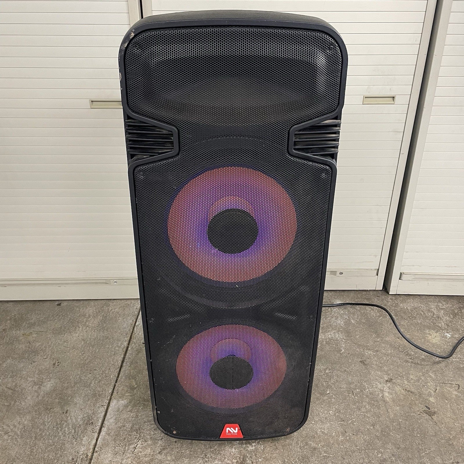 Nutek  TS-70215BL Active PA Speaker Tested Working No Battery1