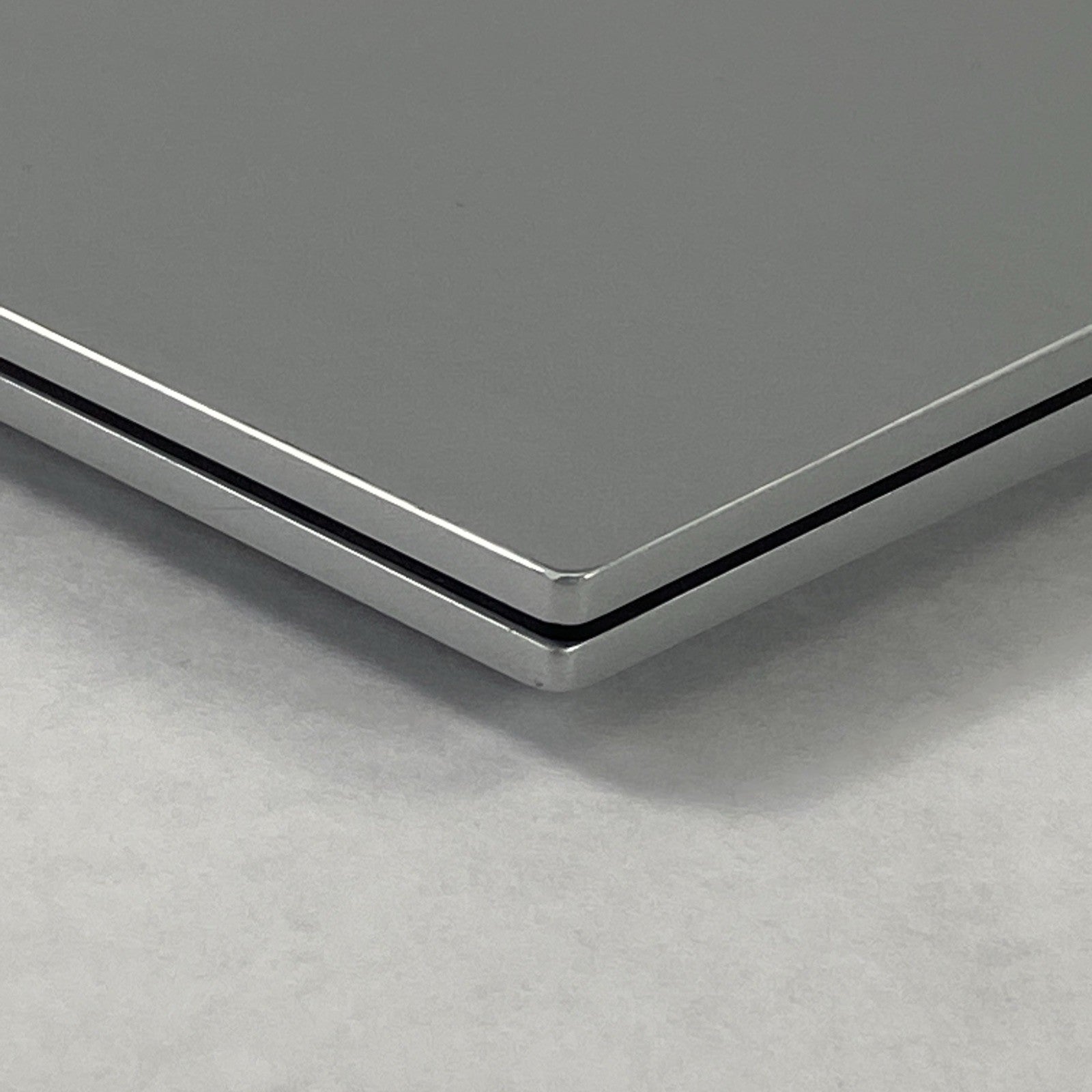 LG Gram 17Z90P-N.APS5U1 Intel Core i7-1165G7 2.8 GHz 16GB RAM 17" No SSD No OS