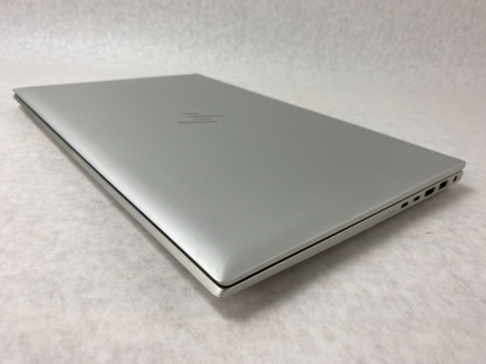 HP EliteBook 850 G8 Core i7-1185G7 16GB RAM No SSD No OS No Charger