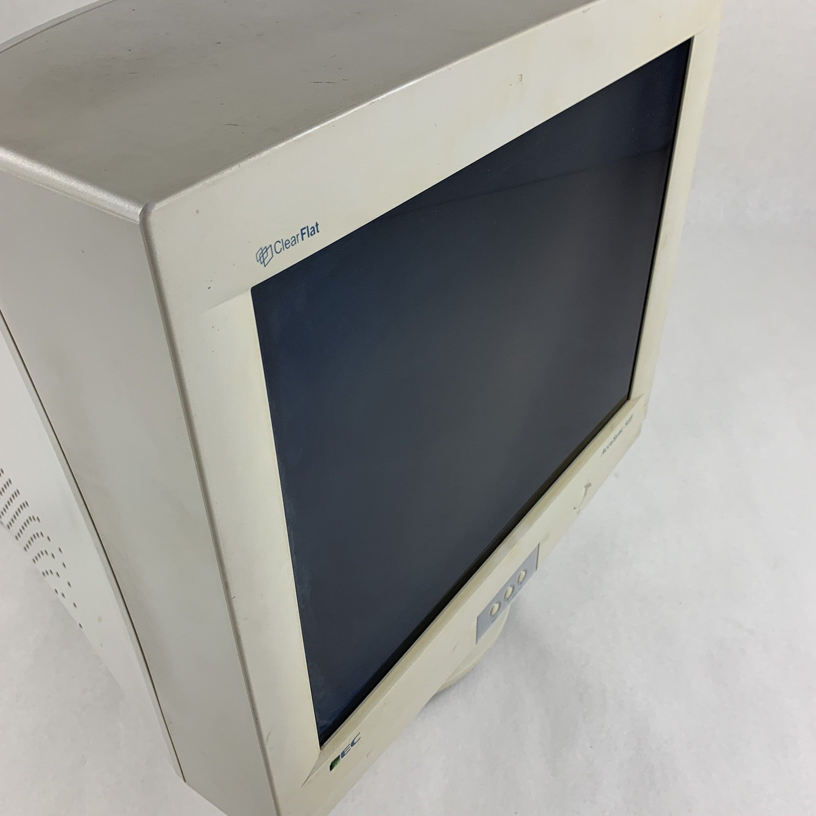 NEC AccuSync 95F M9902 VGA Color Computer Monitor Retro Gaming Grade B Tested