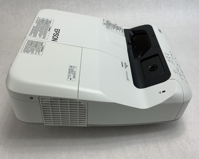 Epson PowerLite 695Wi H740A LCD Lamp Projector 883 Lamp Hours - No Remote