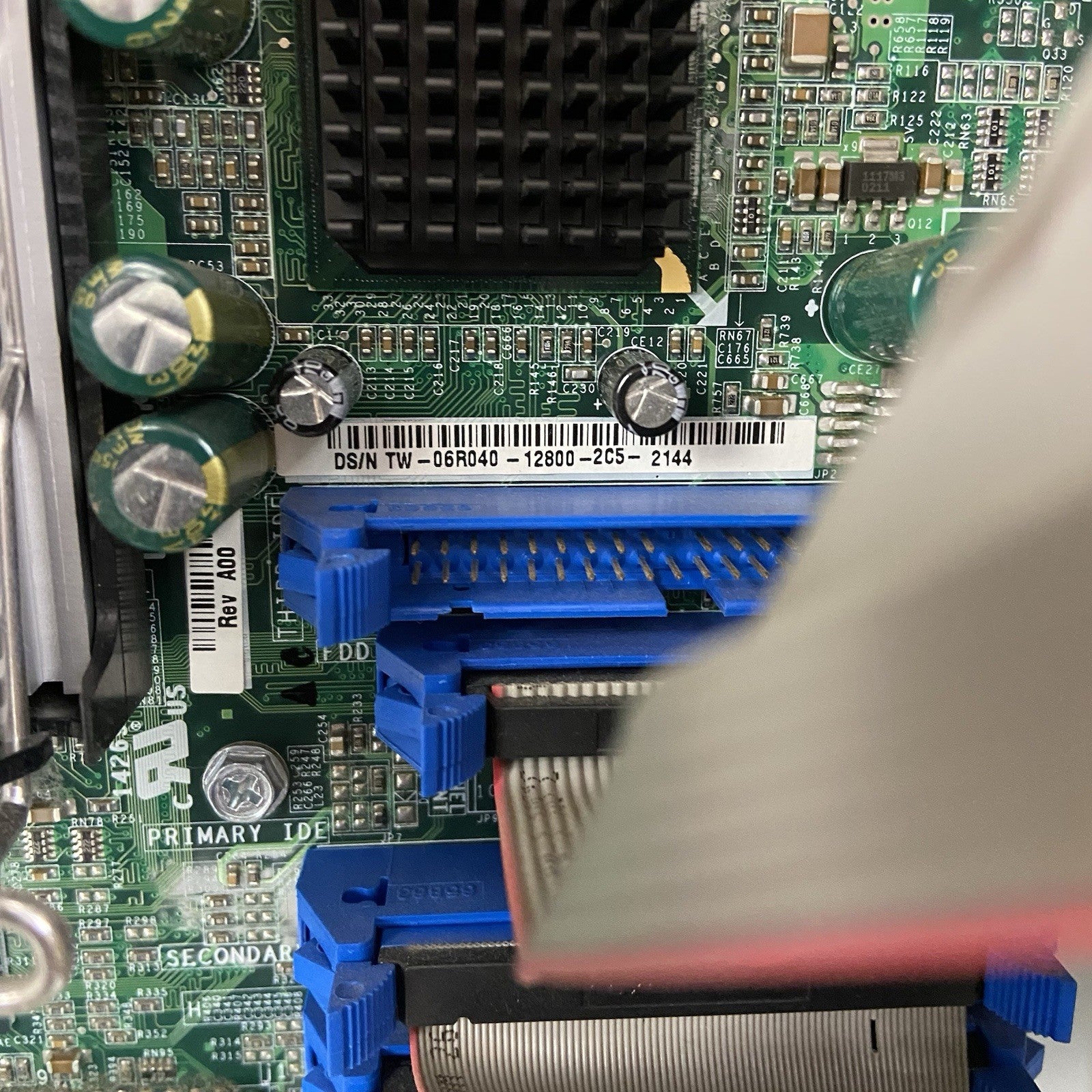 Dell PowerEdge 600SC Server Intel Pentium 4 1.8GHz 1.25GB RAM No HDD No OS10