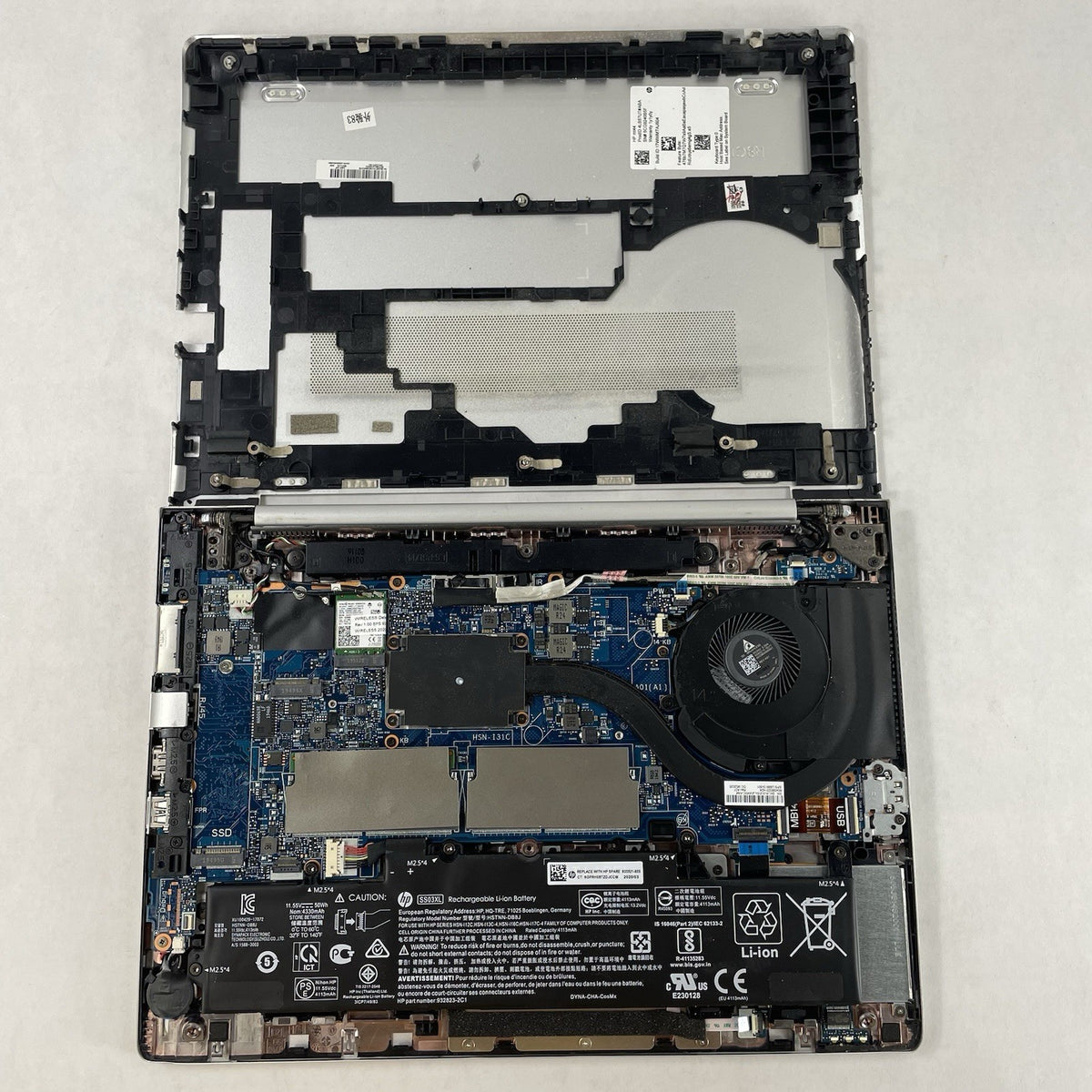 HP mt45 14" Ryzen 3 Pro 3300U 2.10 GHz 4 GB RAM No SSD/OS/AC - Key15