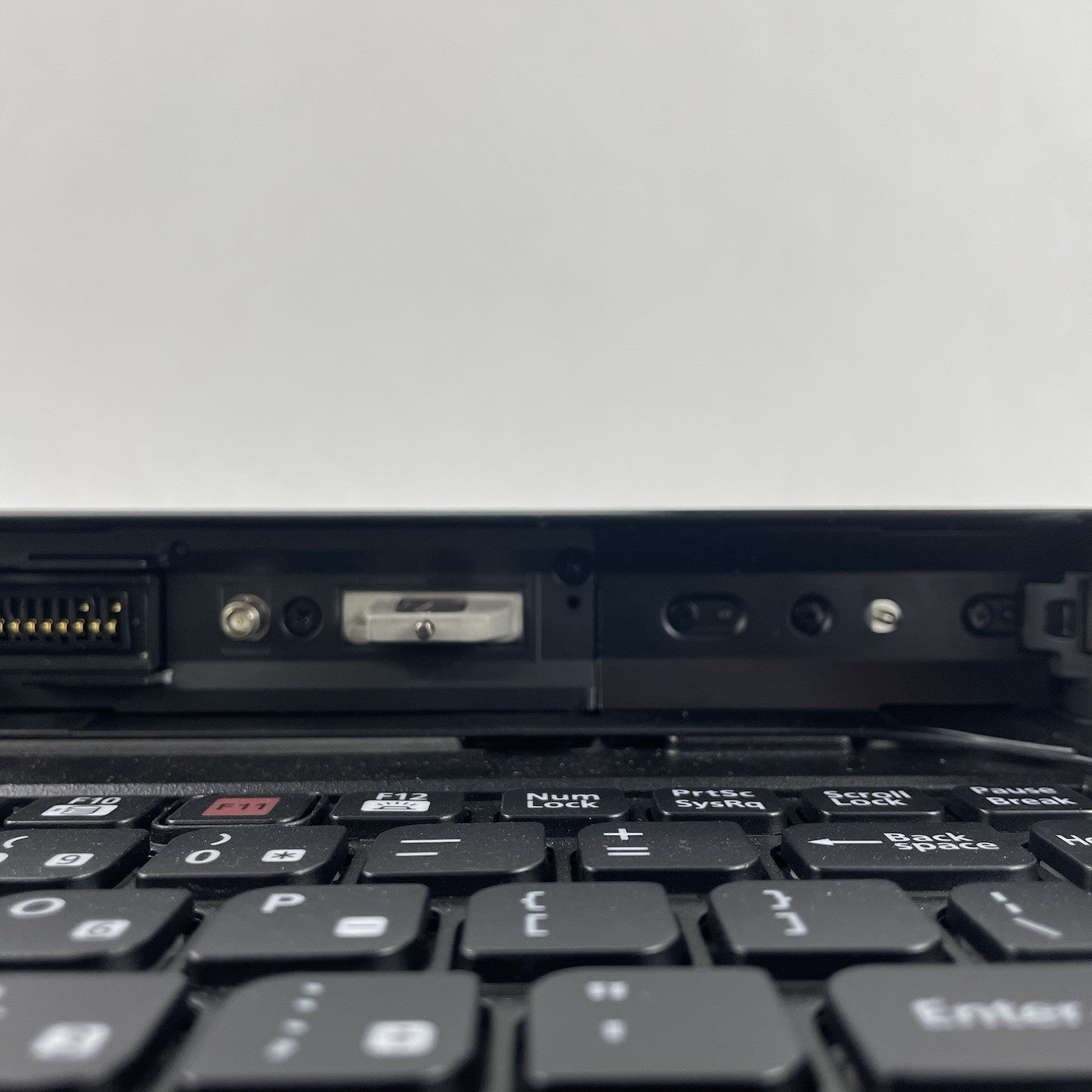 Panasonic Toughbook CF-VEK333LMP/CF-VEK33 Base Dock Keyboard - Tested4