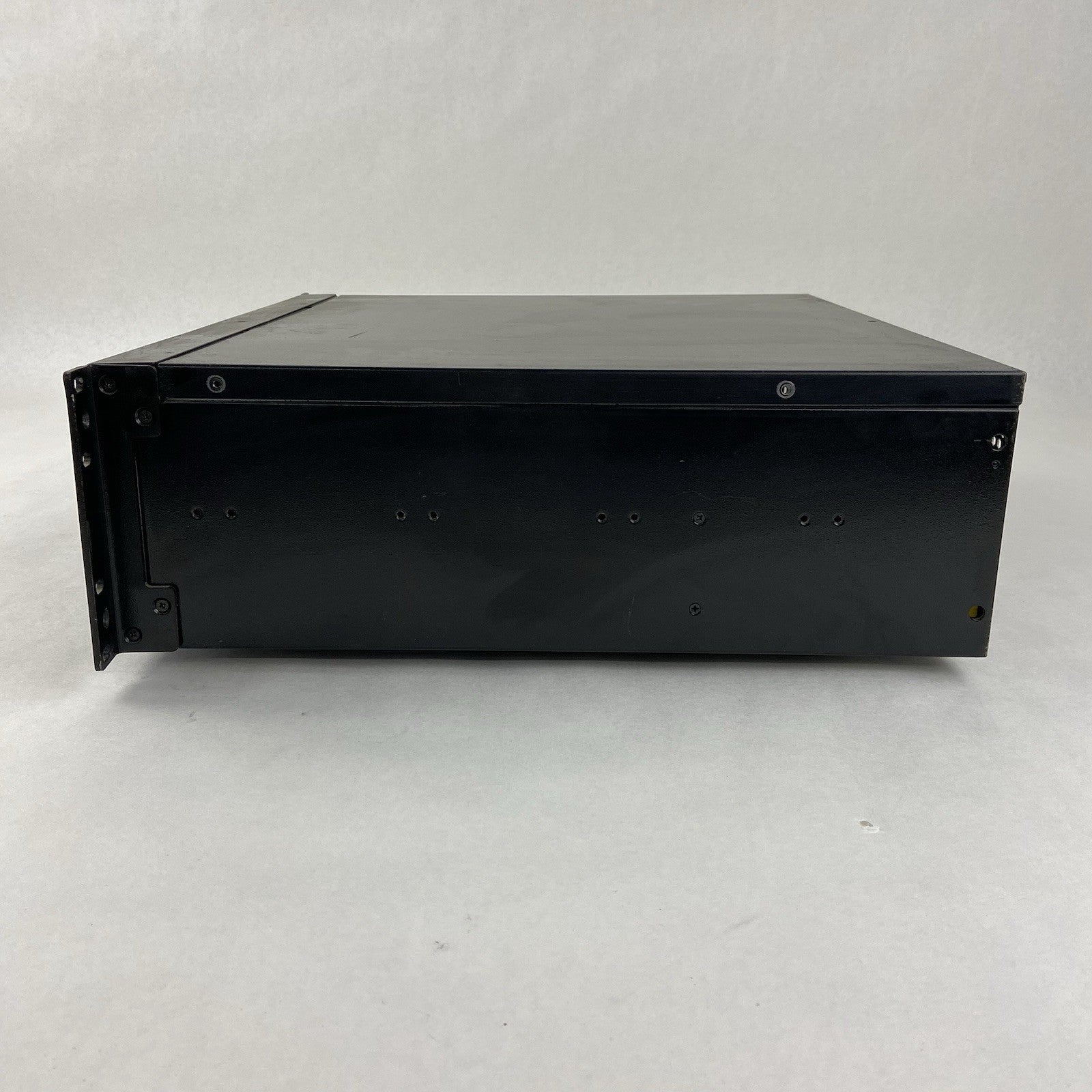 General Technics 3U Server Chasis Antec EA-650 Platinum 80 Plus4