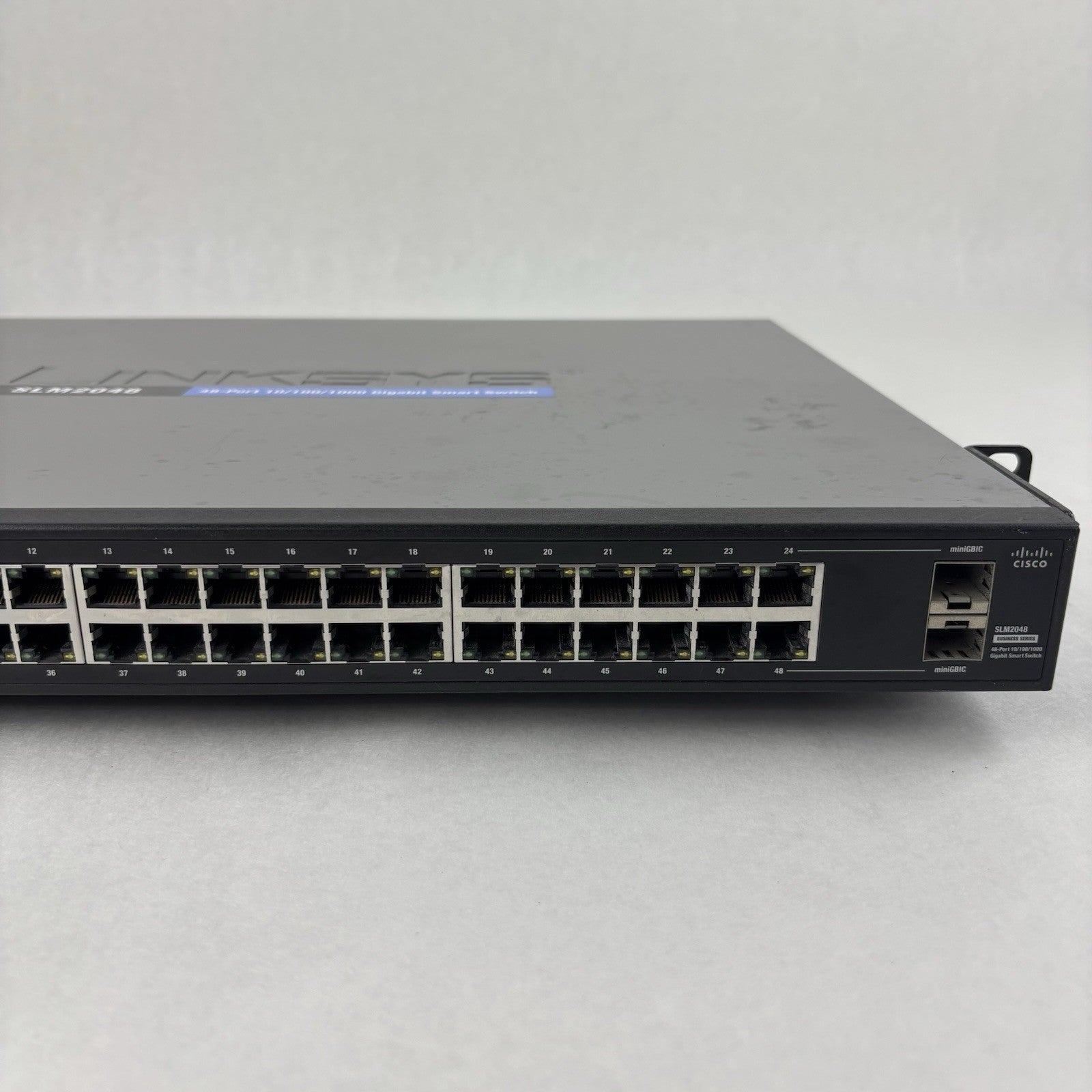 Cisco SLM2048 Small Business Smart 48-Ports External Switch Managed Tested