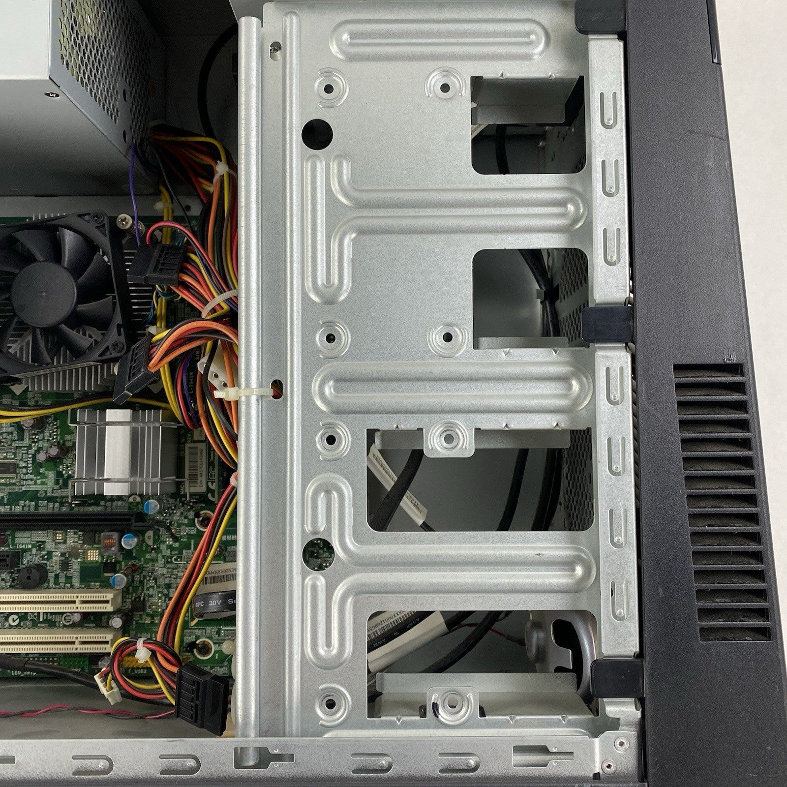 Lenovo ThinkCentre M70e MT Intel Core 2 Duo E8400 3.00GHz 4GB RAM No HDD No OS