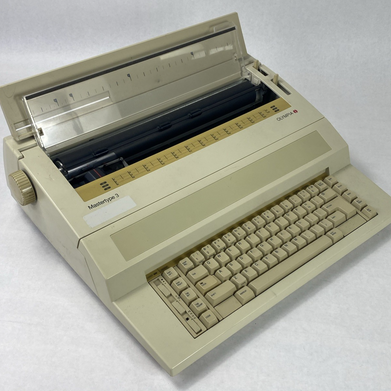 Olympia Mastertype 3 Model EW-1000 Electronic Typewriter - Parts or Repair