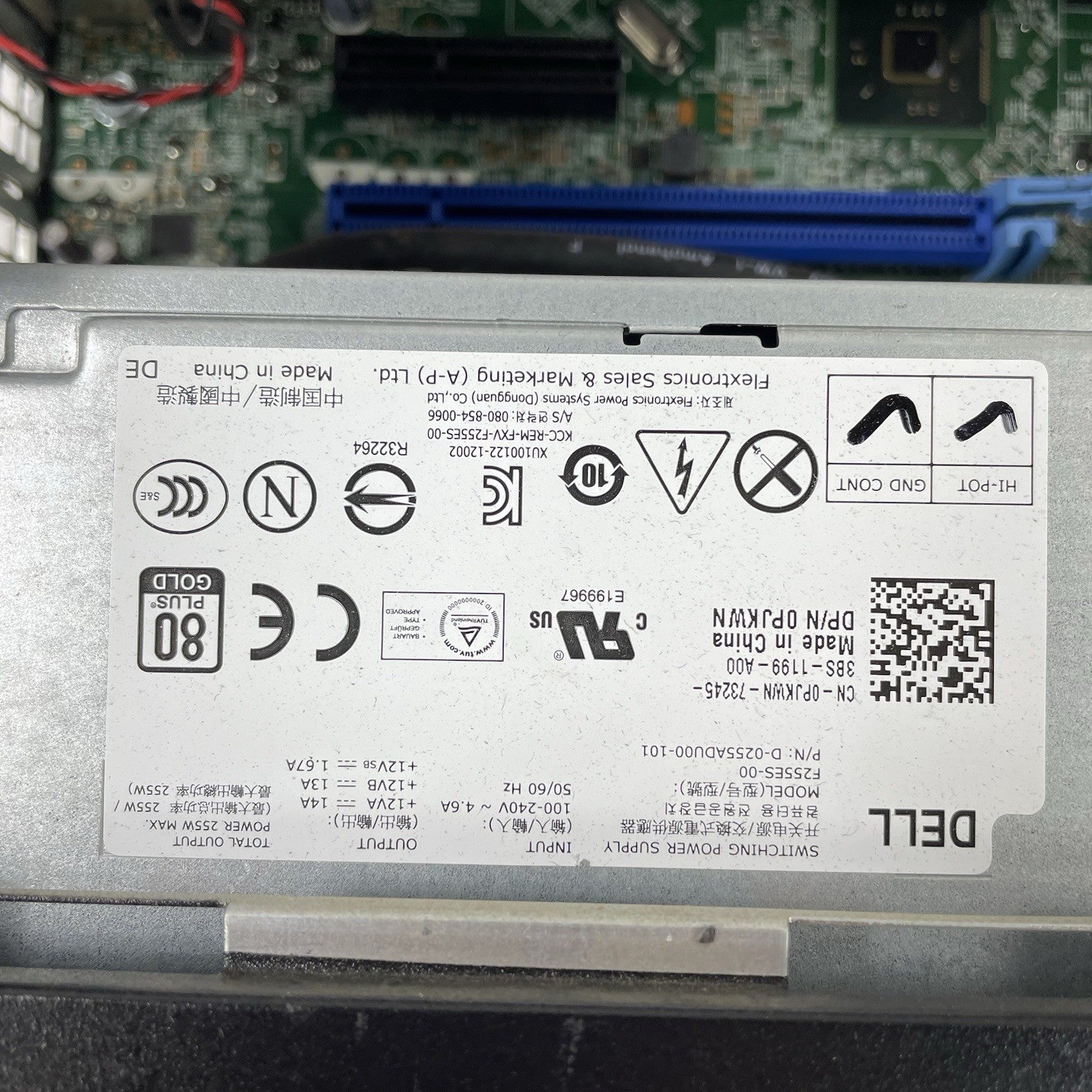 Dell Optiplex 9020 SFF i7-4770 3.40 GHz 4 GB RAM No HDD/OS9