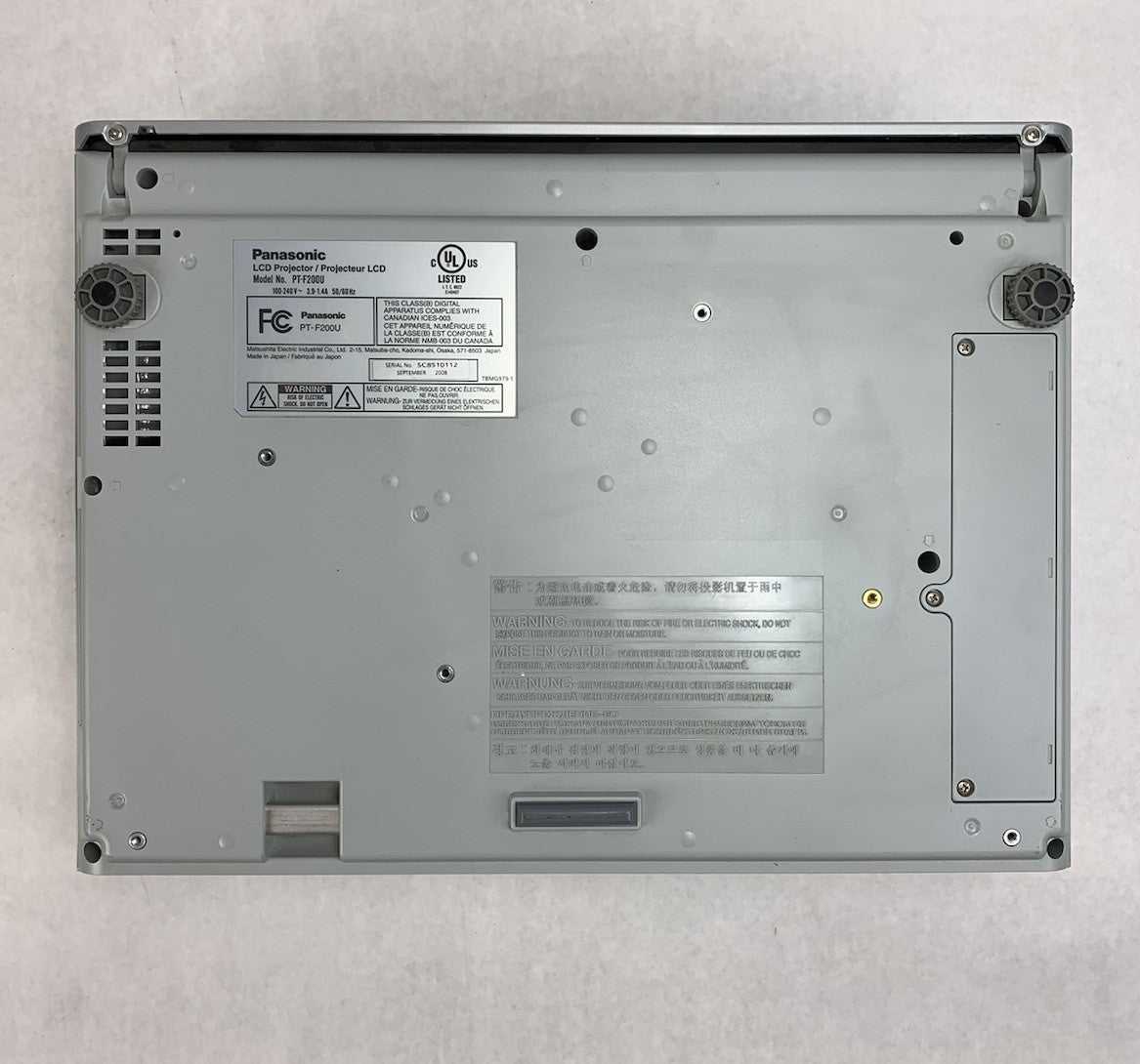 Panasonic PT-F200U LCD Projector No Remote 1831 Lamp Hours
