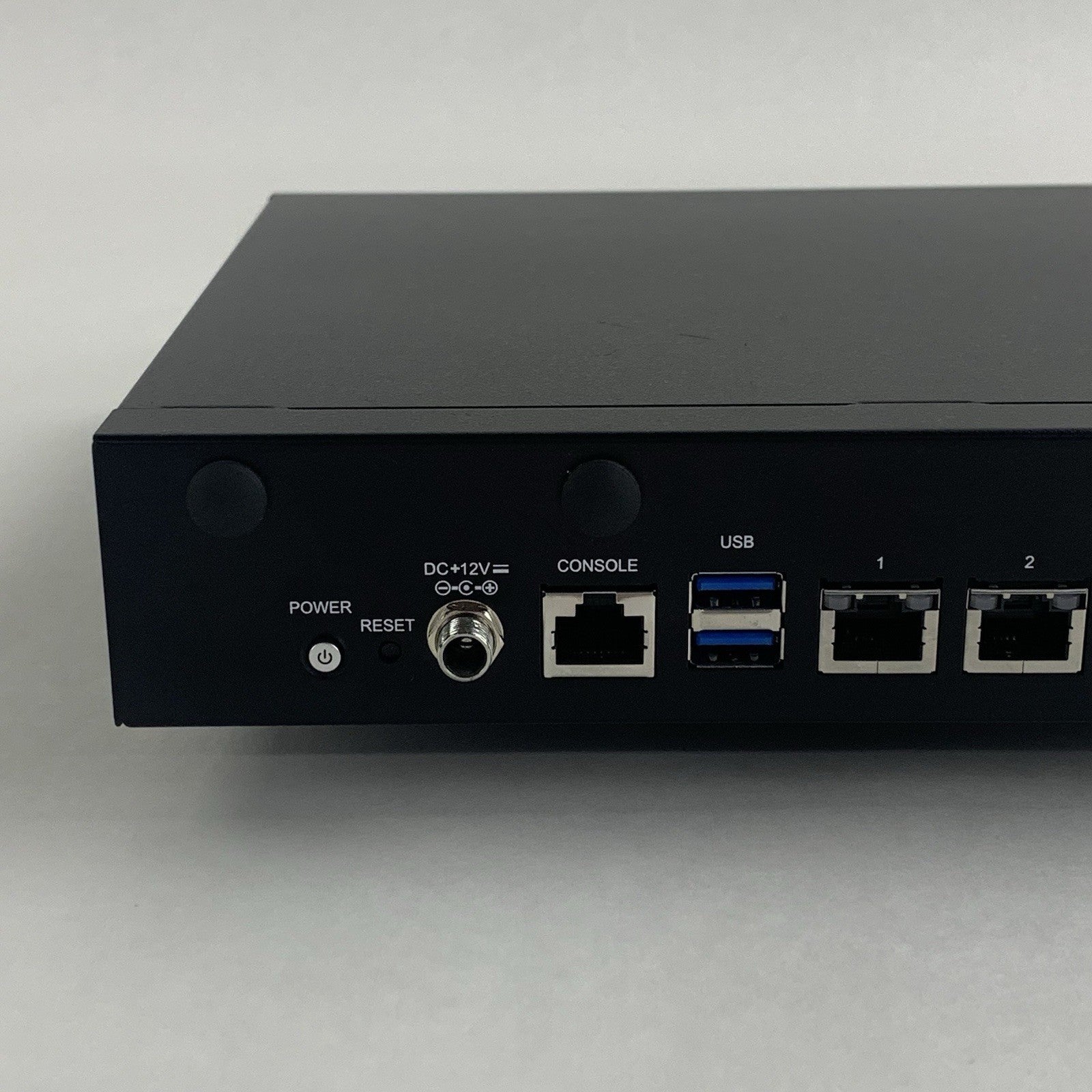 Lanner NCA-1513E Trustgrid Desktop Network Appliance No OS No Drive No AC8