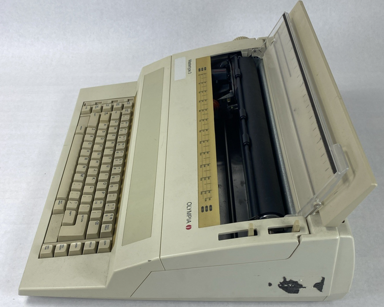 Olympia Mastertype 3 Model EW-1000 Electronic Typewriter - Parts or Repair