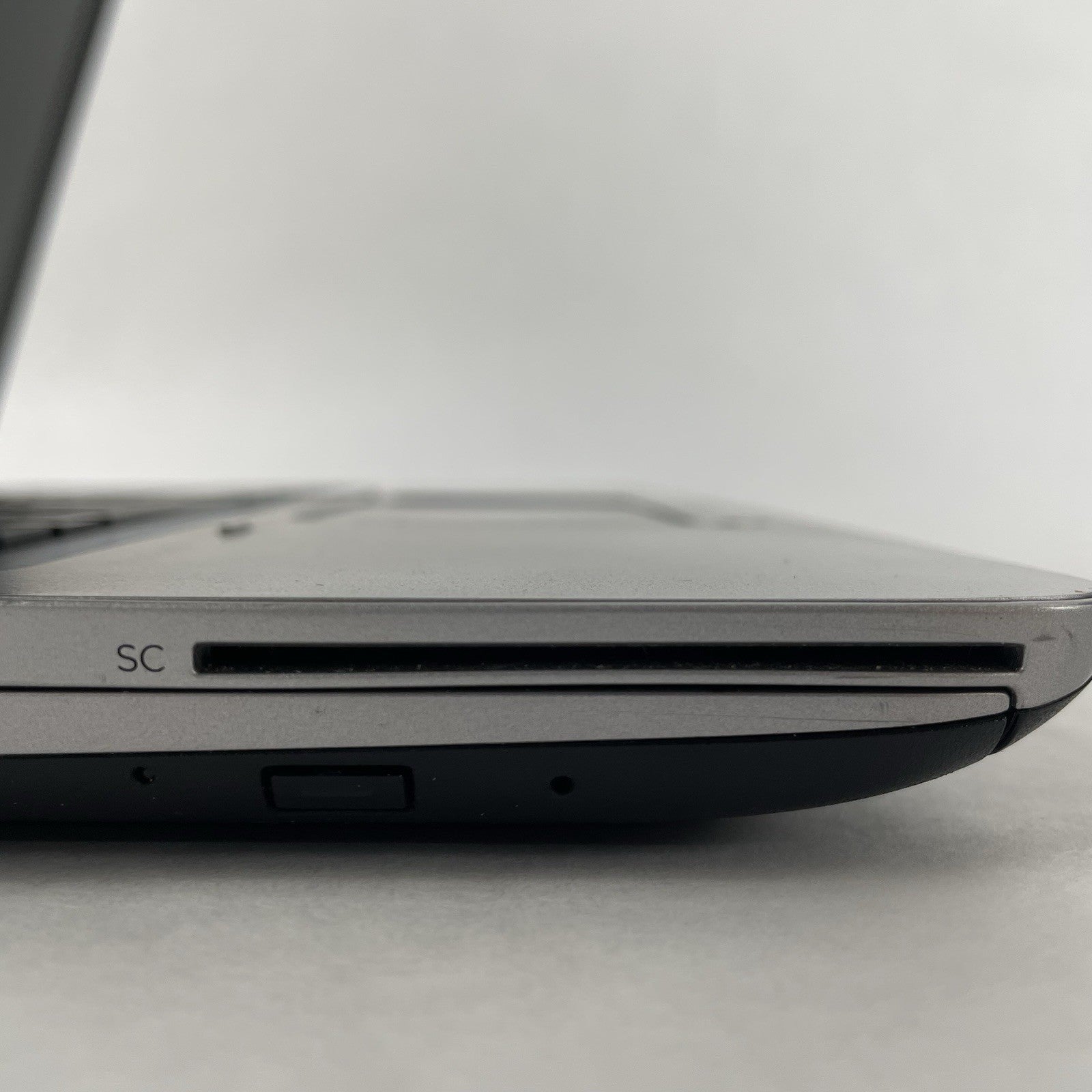 HP ProBook 650 G2 15.6" i5-6200U 2.30GHz 8GB RAM No SSD/OS/AC/Batt - READ4