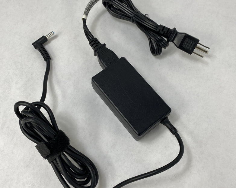 HP TPN-DA17 65W 19.5V 3.33A Blue Tip Barrel Laptop AC Adapter (Lot of 6)