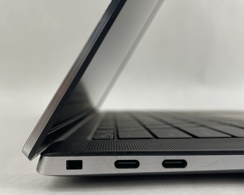 Dell Precision 5560 15.6" i7-11800H 2.30 GHz 32 GB RAM No SSD/OS/AC