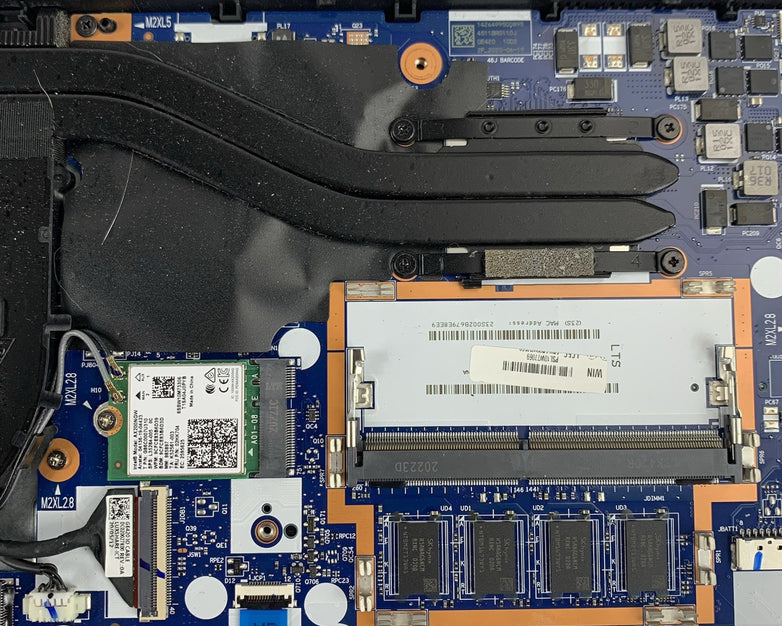 Lenovo ThinkPad E14 Gen 2 Ryzen 5 4500U 2.375 GHz 8GB Ram No OS/SSD/AC/Batt Dent