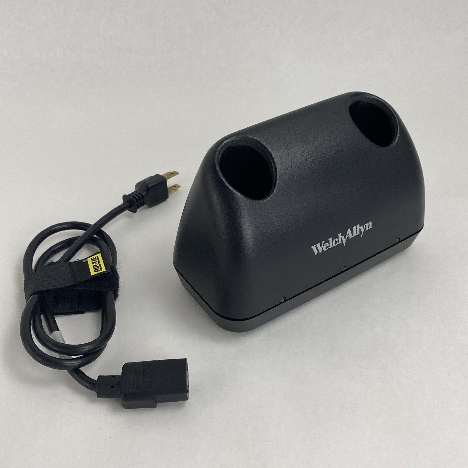 Welch Allyn 7114x Universal Charger2
