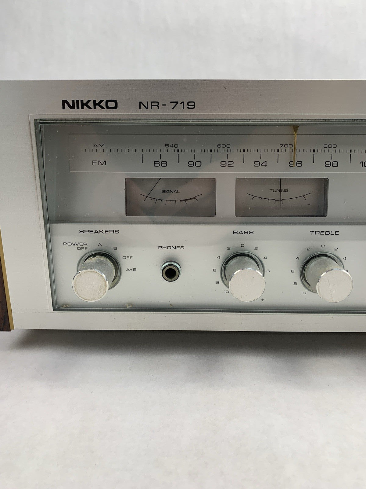 Nikko NR-719 Vintage AM/FM Stereo Receiver - Parts or Repair