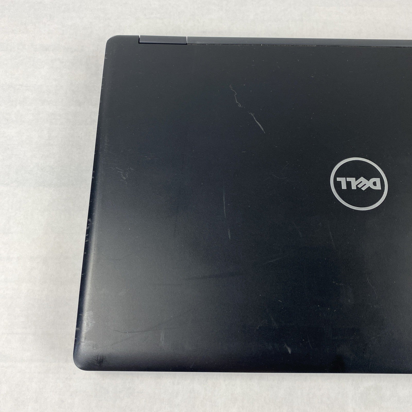 Dell Latitude 5580 Core i5-7300U 2.60 GHz 8 GB RAM 15.6" No Battery No HDD No OS