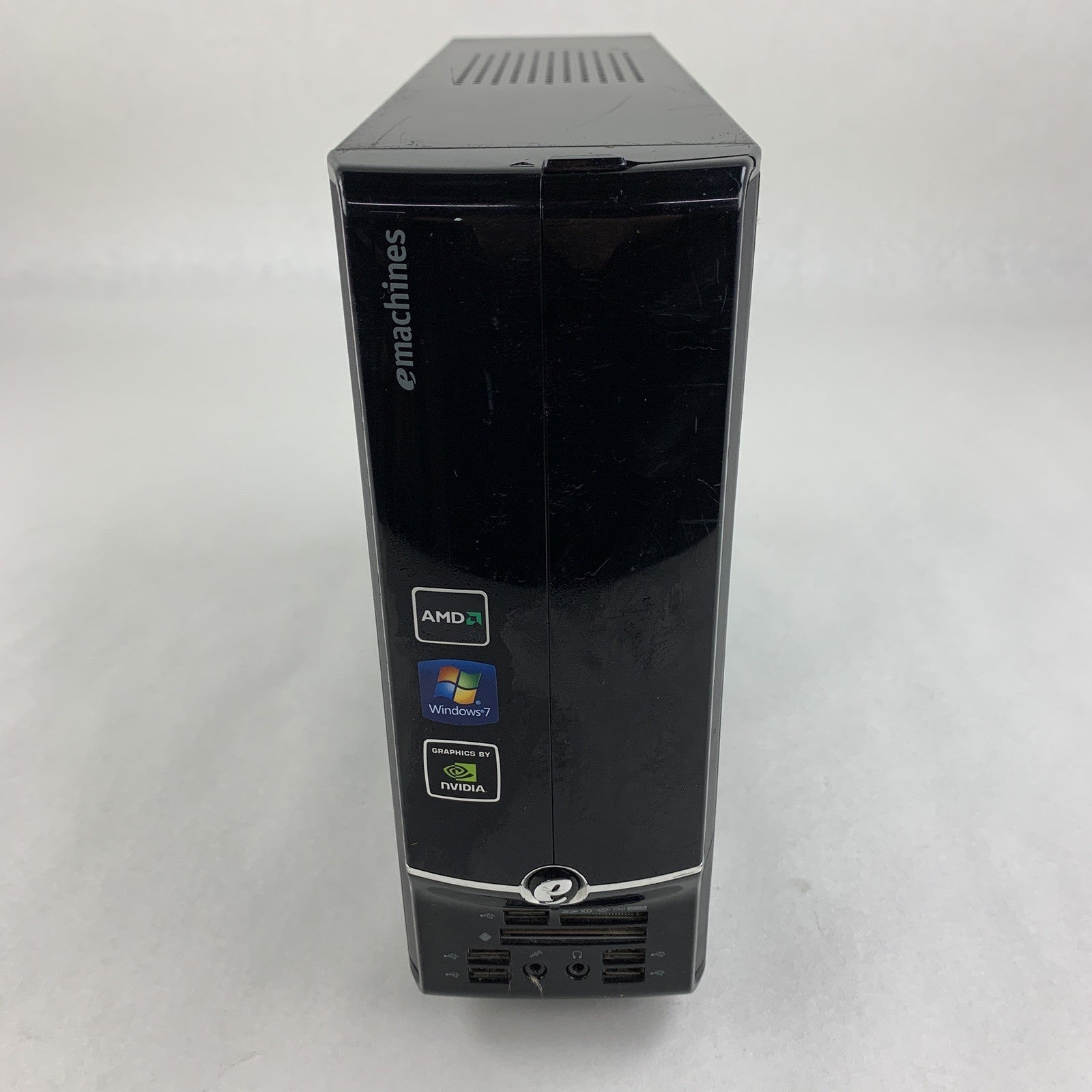eMachines EL1352-23e SFF AMD Athlon II x2 255 3.10 GHz 4 GB RAM No HDD No OS