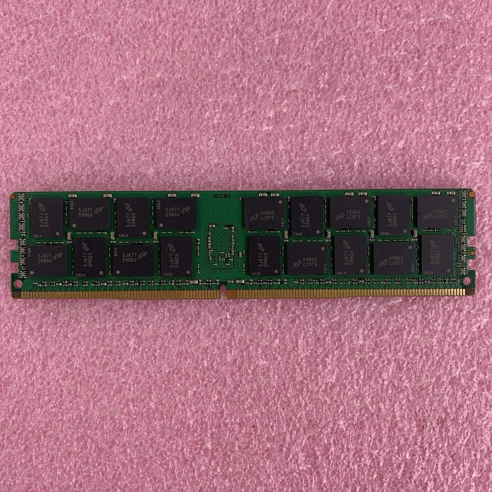 Micron MTA36ASF2G72PZ-2G1A2IG 16 GB PC4-17000 DDR4-2133MHz Server Memory Ram5