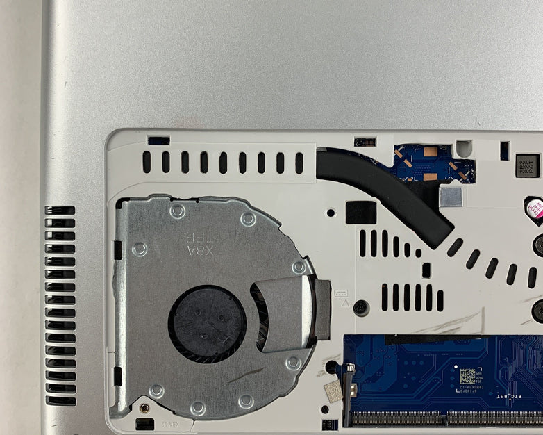 HP ProBook 430 G5 14" i5-7200U 2.5 GHz 8 GB Ram No OS No HDD No Bottom Cover