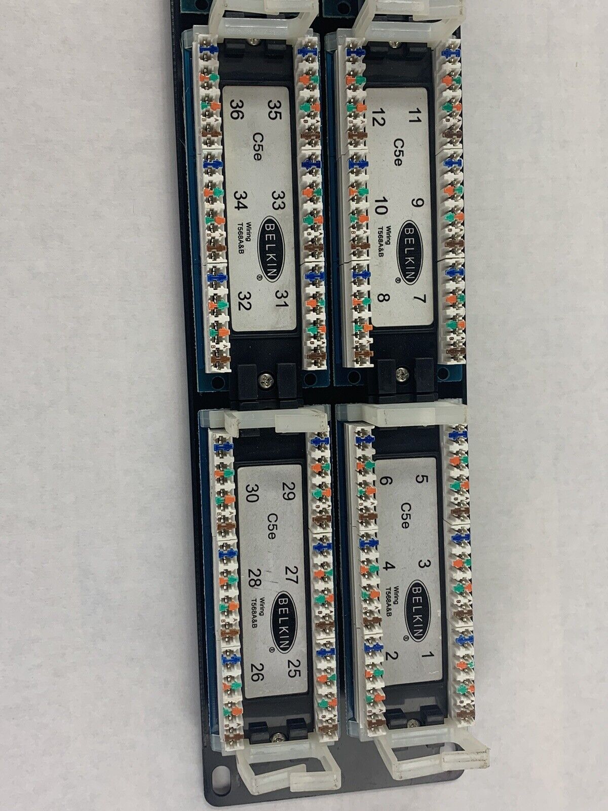 Belkin CAT5 Patch Panel Belkin 1R72 Wiring T568A&B E178881, 48 Port Panel