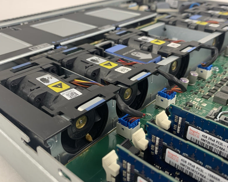 Dell PowerEdge R610 Server 2x Xeon E5520 2.27 GHz 24 GB RAM No OS No HDD