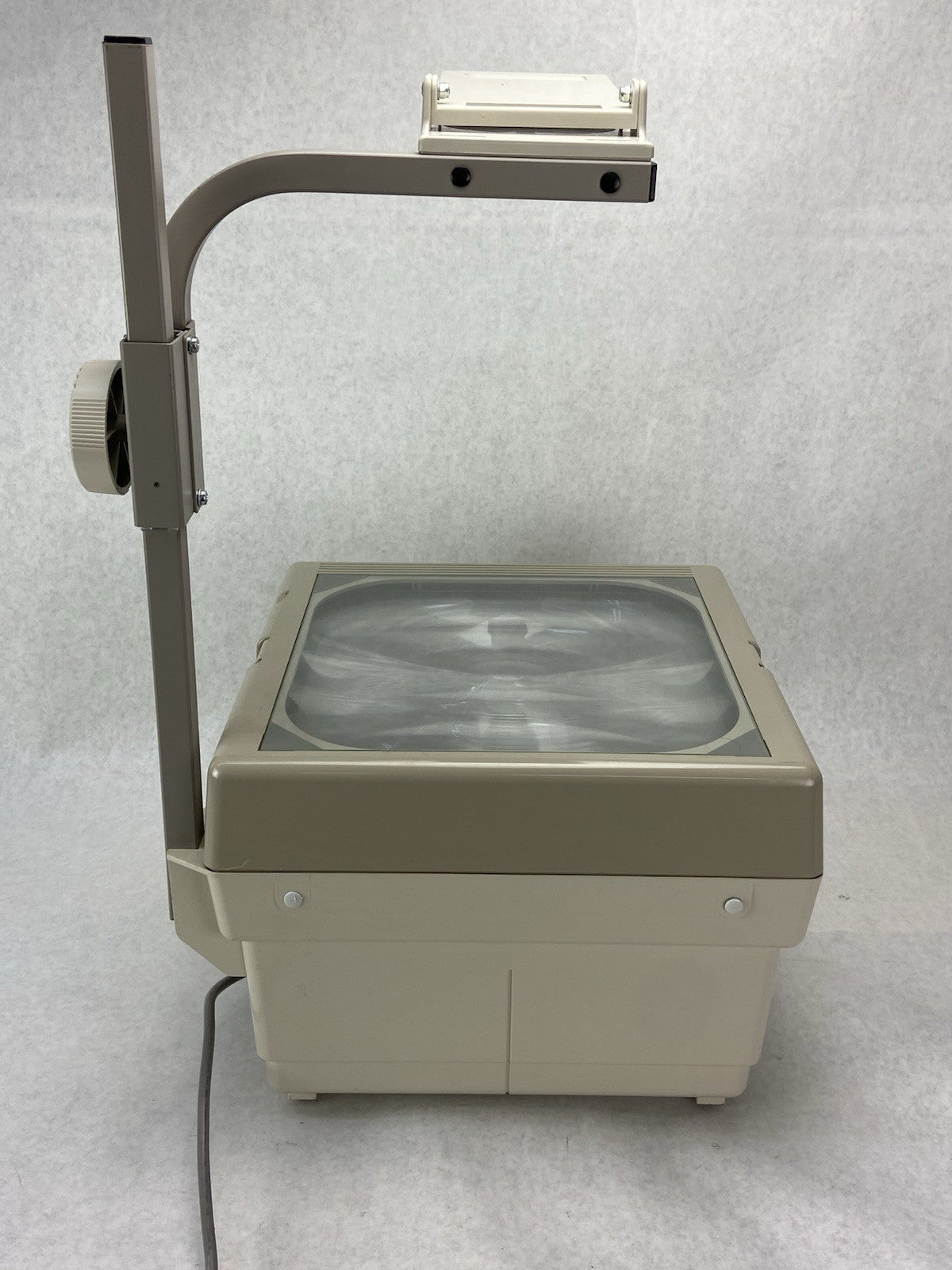 Apollo Horizon Overhead Projector Model 15000 Series8