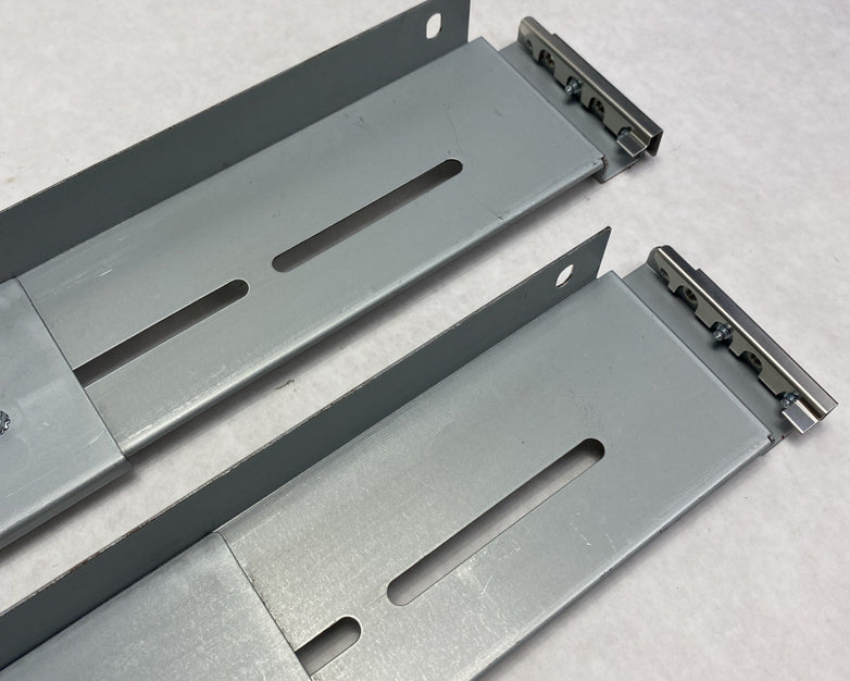 IBM/Lenovo Storwize 45W8837 48W8838 2U Rail Set