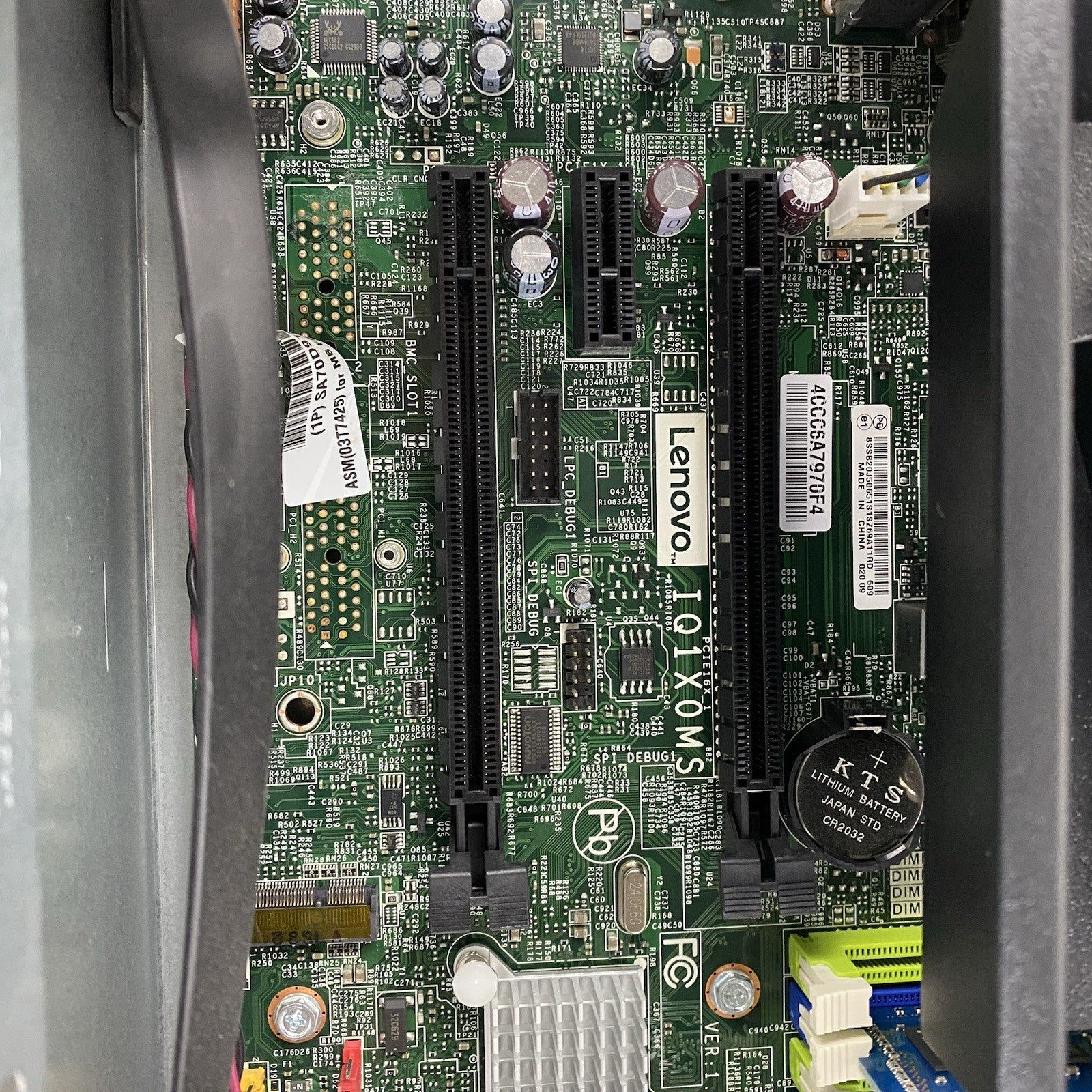 Lenovo ThinkCentre M900 SFF Intel Core i7-6700 3.4GHz 8GB RAM No HDD No OS