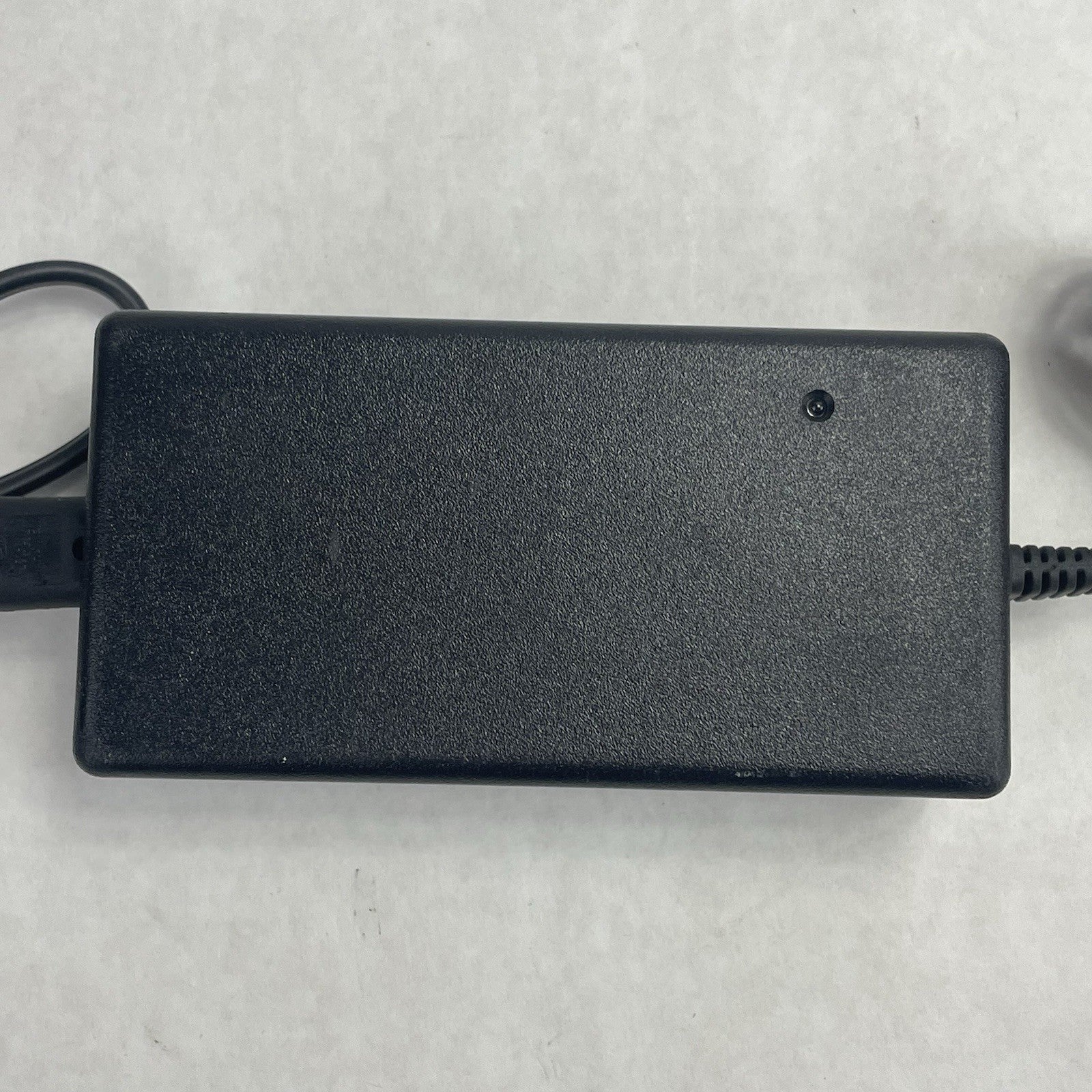 HP AC Adapter Charger PA-1500-09H 0957-2271 50W 32V 1560mA4