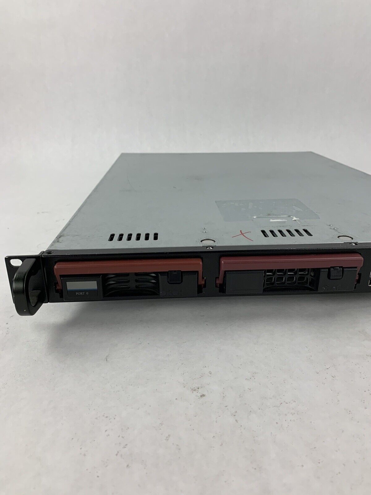 SuperMicro X8STI Server 1x Xeon L5630 2.13 GHz 16 GB ram NO OS NO HDD