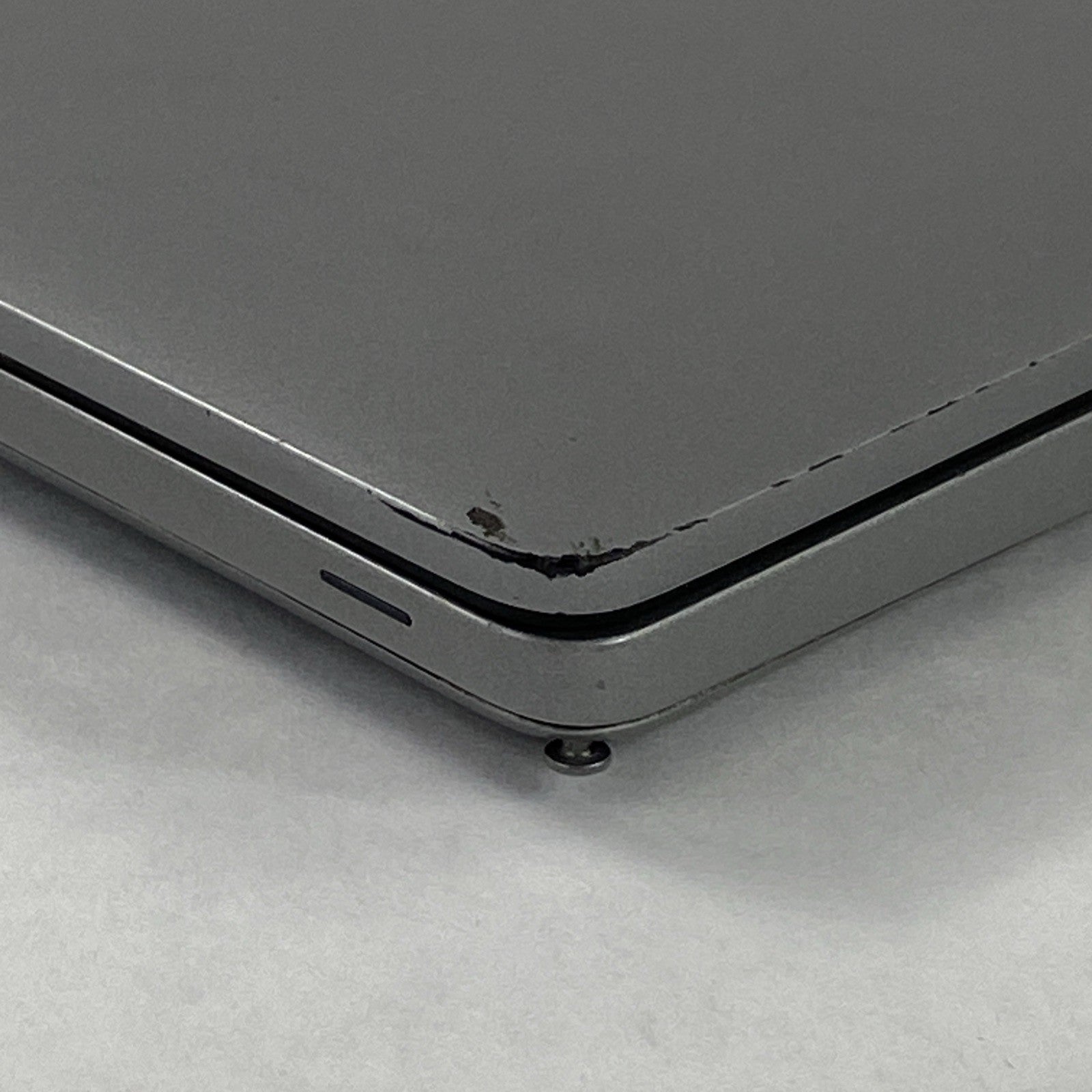 Dell Latitude 5410 Core i5-10210U 1.6GHz 16GB RAM 14.0" No Battery No HDD No OS