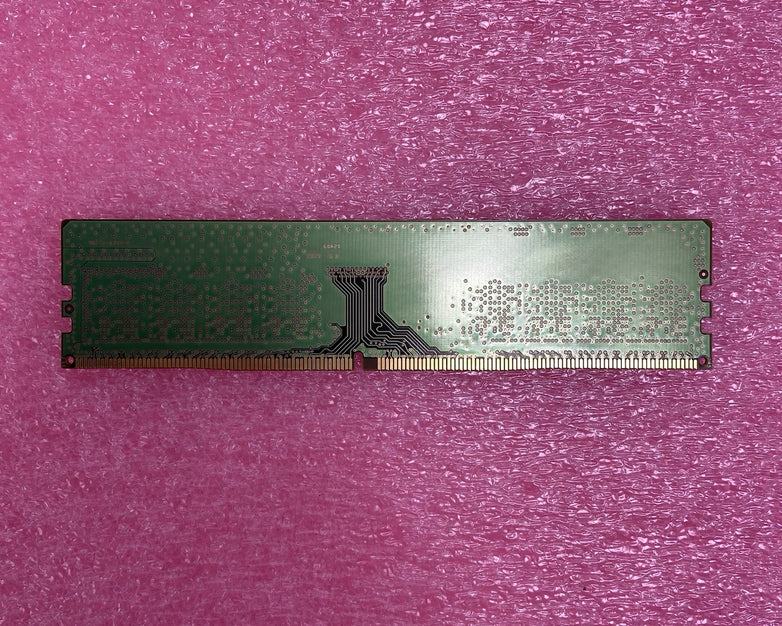 Samsung M378A2G43AB3-CWE 16GB 1Rx8 PC4-3200AA-UA3-11 16GB Desktop RAM Module