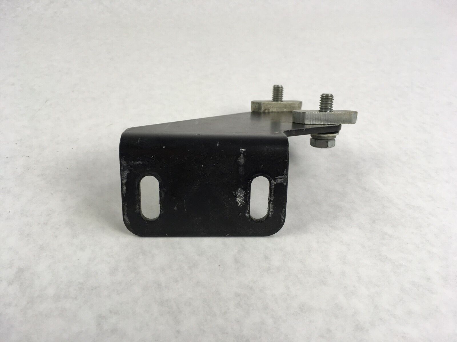 Hubbell Workplace Solutions Track Component Bracket 625119
