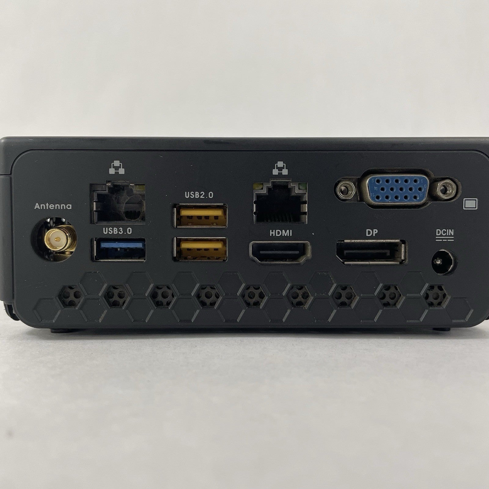 Zotac ZBOX-C1323NANO Micro Celeron C3150 1.6GHz 8GB RAM No HDD/OS/AC - No Bottom7
