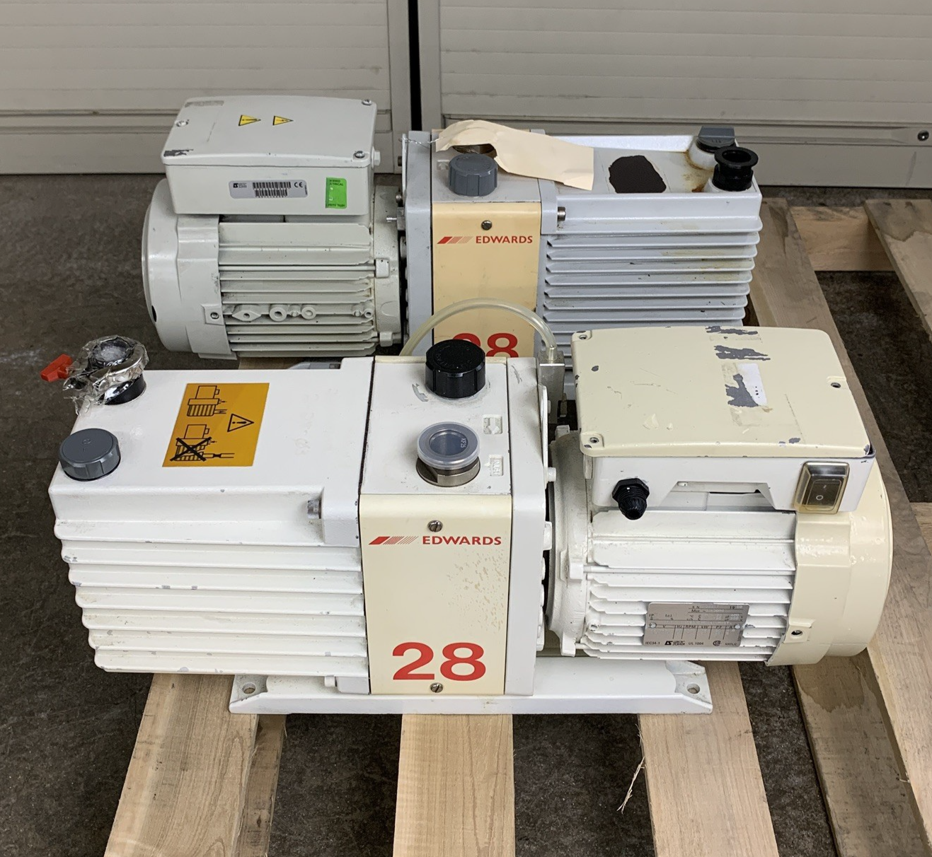 Edwards E2M28 Rotary Vane Vacuum Pump Drained Oil Parts and Repair Lot of 2x