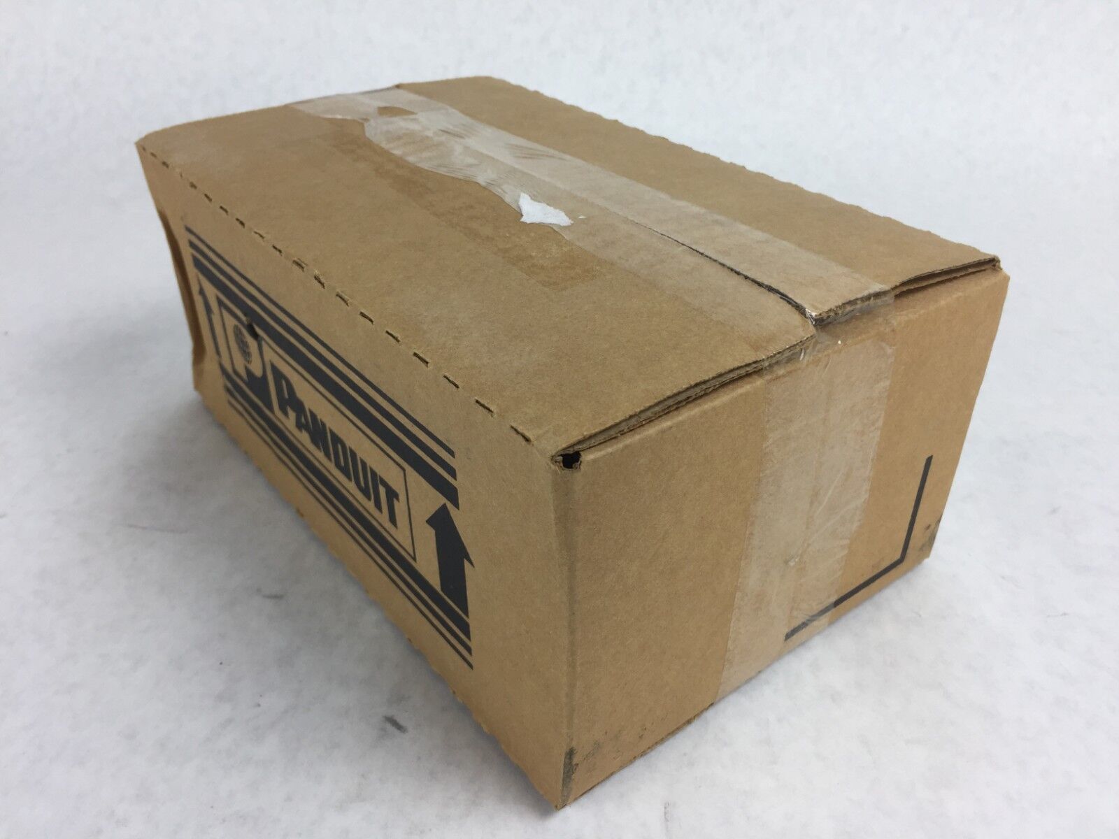 Panduit FiberRunner Cabinet Top Cover Cable Protector (RCTCC3X8-KIT)