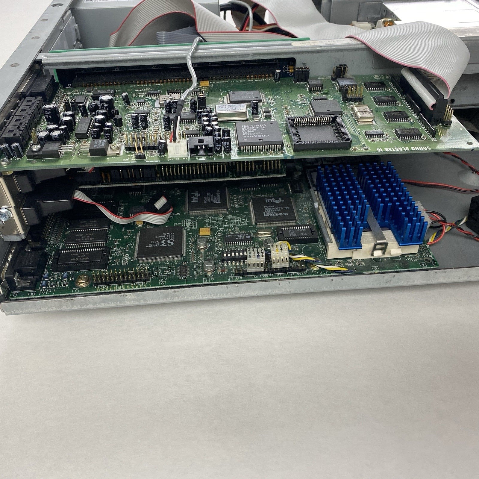 Zenith Z-Station ZEP-8370-QB DT Pentium 90MHz 32MB RAM No HDD No OS