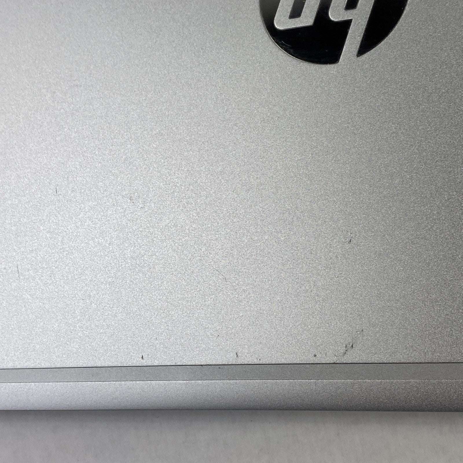 HP ProBook 440 G6 14" Touch Core i5-8265U 1.60 GHz 8 GB RAM No HDD No OS
