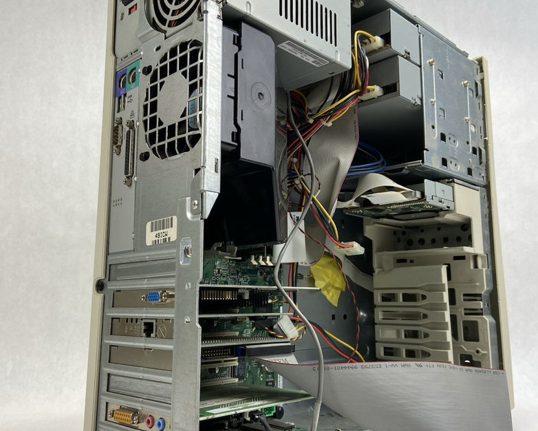 Dell Demension XPS T600r MT Intel Pentium II 600MHz 256MB RAM No HDD No OS