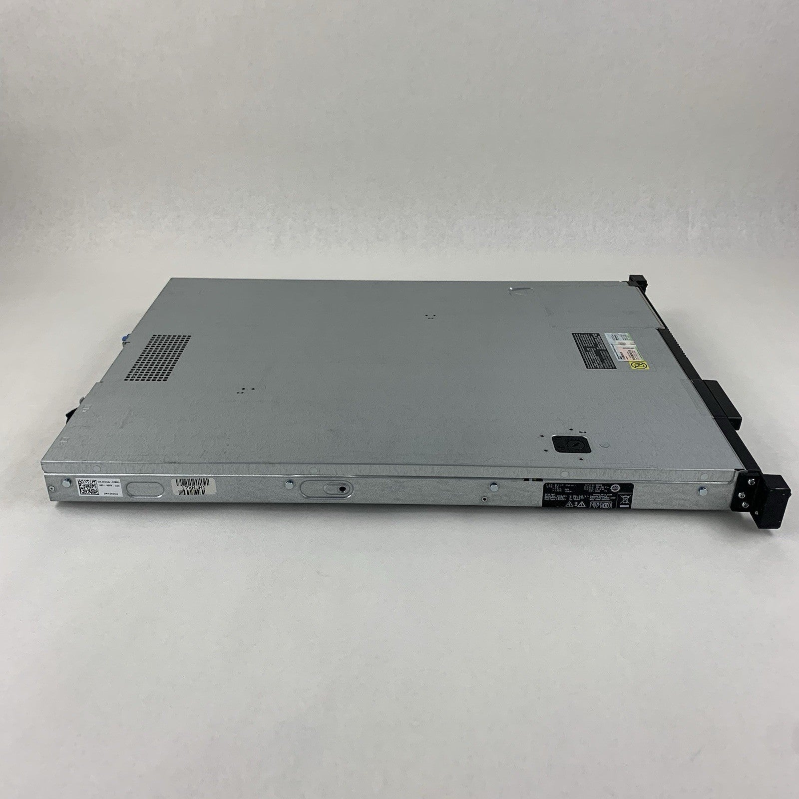 Dell PowerEdge R410 1U Server 2x Xeon E5506 2.13 GHz 2 GB Ram No OS No HDD4