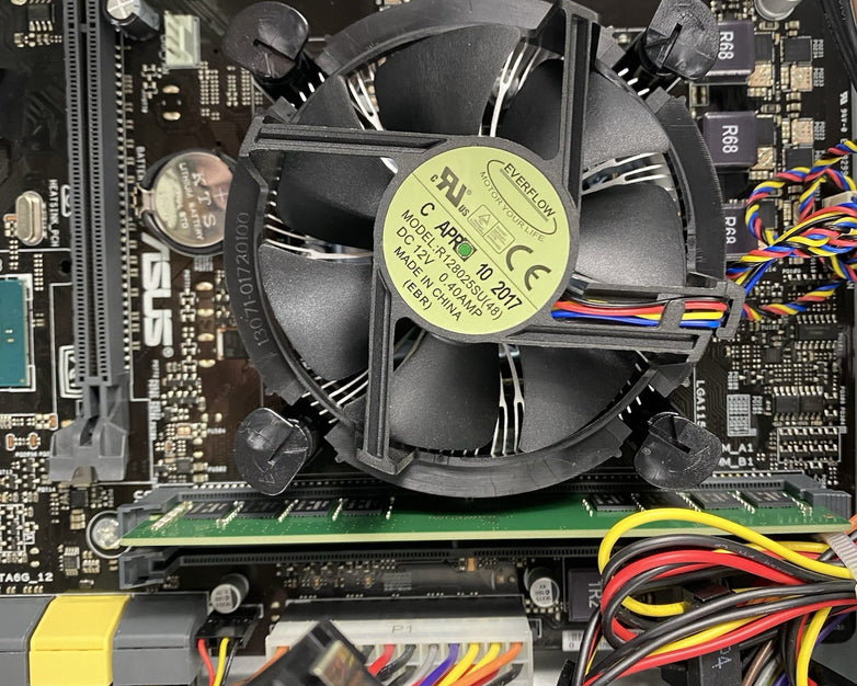 ASUS K31CD-DB52 MT Intel Core i5-7400 3GHz 1x8GB RAM No HDD No OS