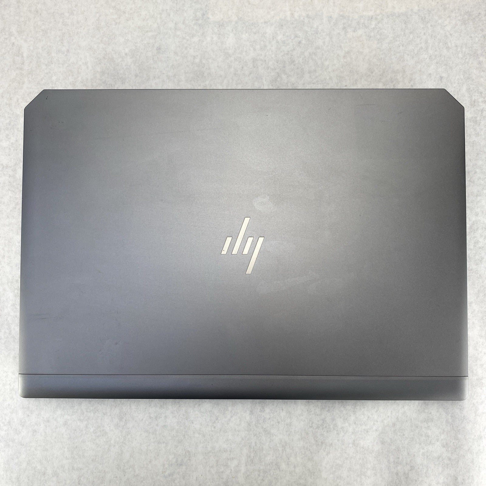 HP ZBook 15 G6 Intel Core i7-9750H 2.60 GHz 16 GB RAM 15.6" No HDD No OS