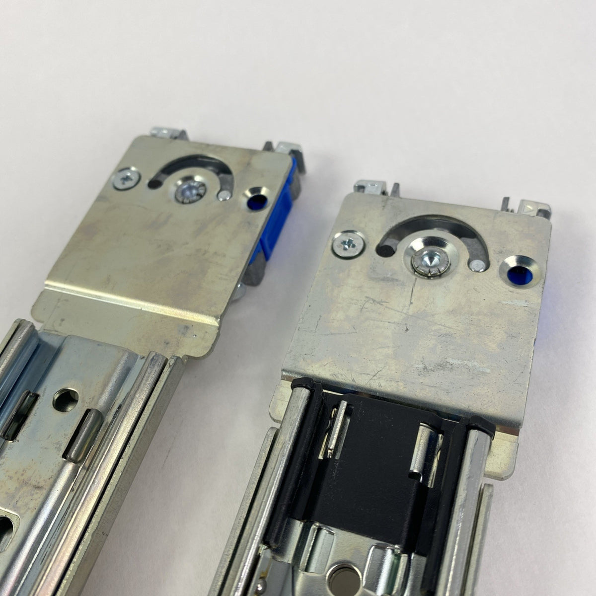 Accuride 042 009-400 03 1U/2U Server Workstation Rail Kit12