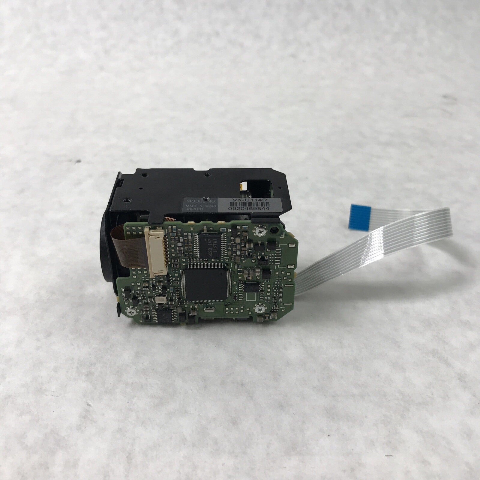 Hitachi VK-U114R Compact Chasis CCD Camera Mini Dome Camera Head