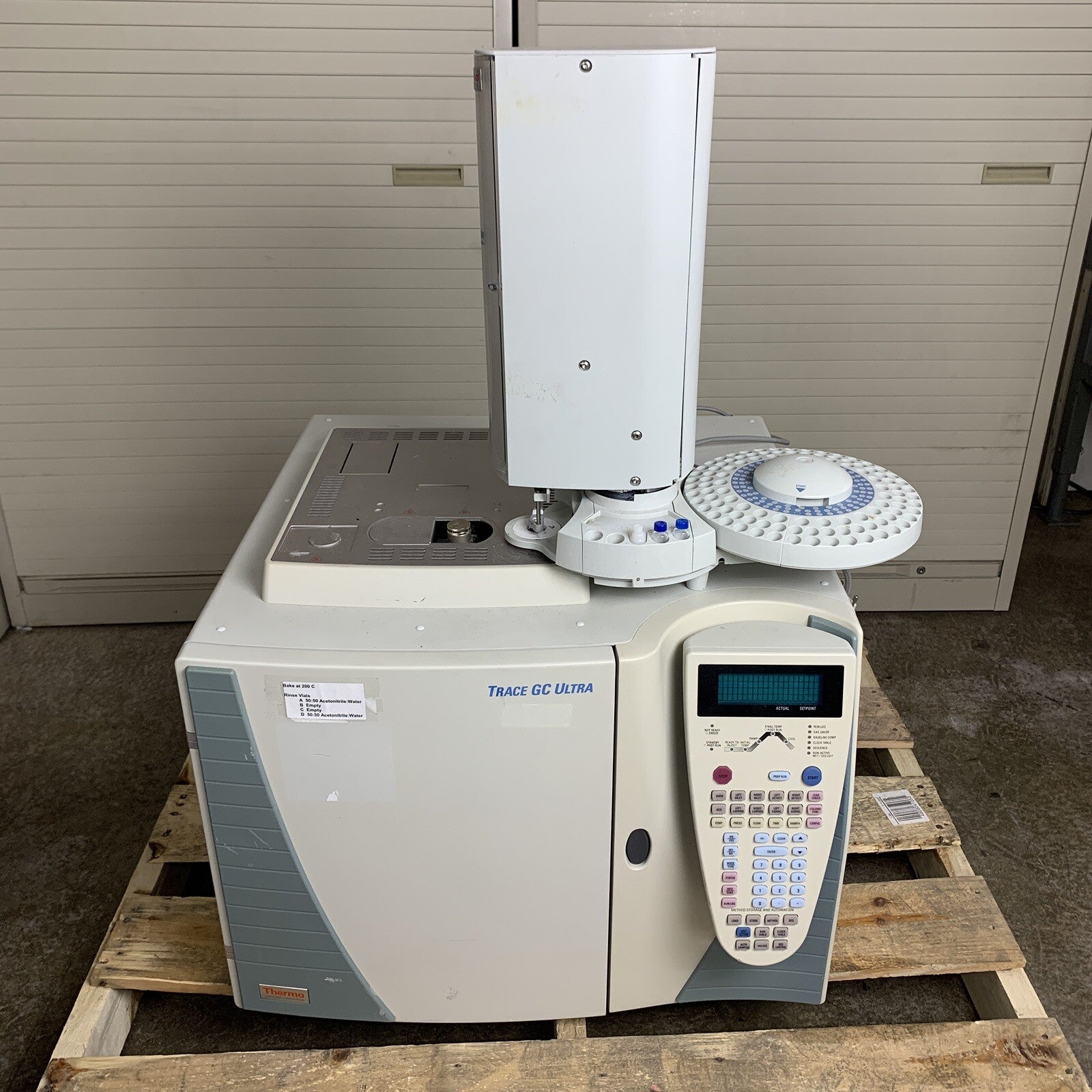 Thermo Scientific Trace GC Ultra w/ AI 3000 Auto Sampler Powers On